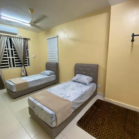 Homestay Qasrina Semi D 4 Bilik Kepala Batas  Exterior photo