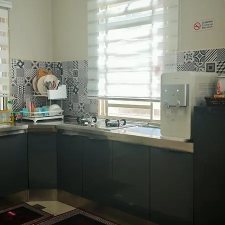 Homestay Qasrina Semi D 4 Bilik Kepala Batas  Exterior photo