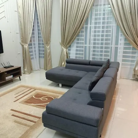 Homestay Qasrina Semi D 4 Bilik Kepala Batas  Exterior photo