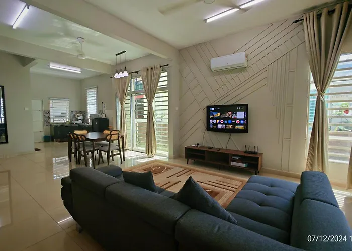 Homestay Qasrina Semi D 4 Bilik