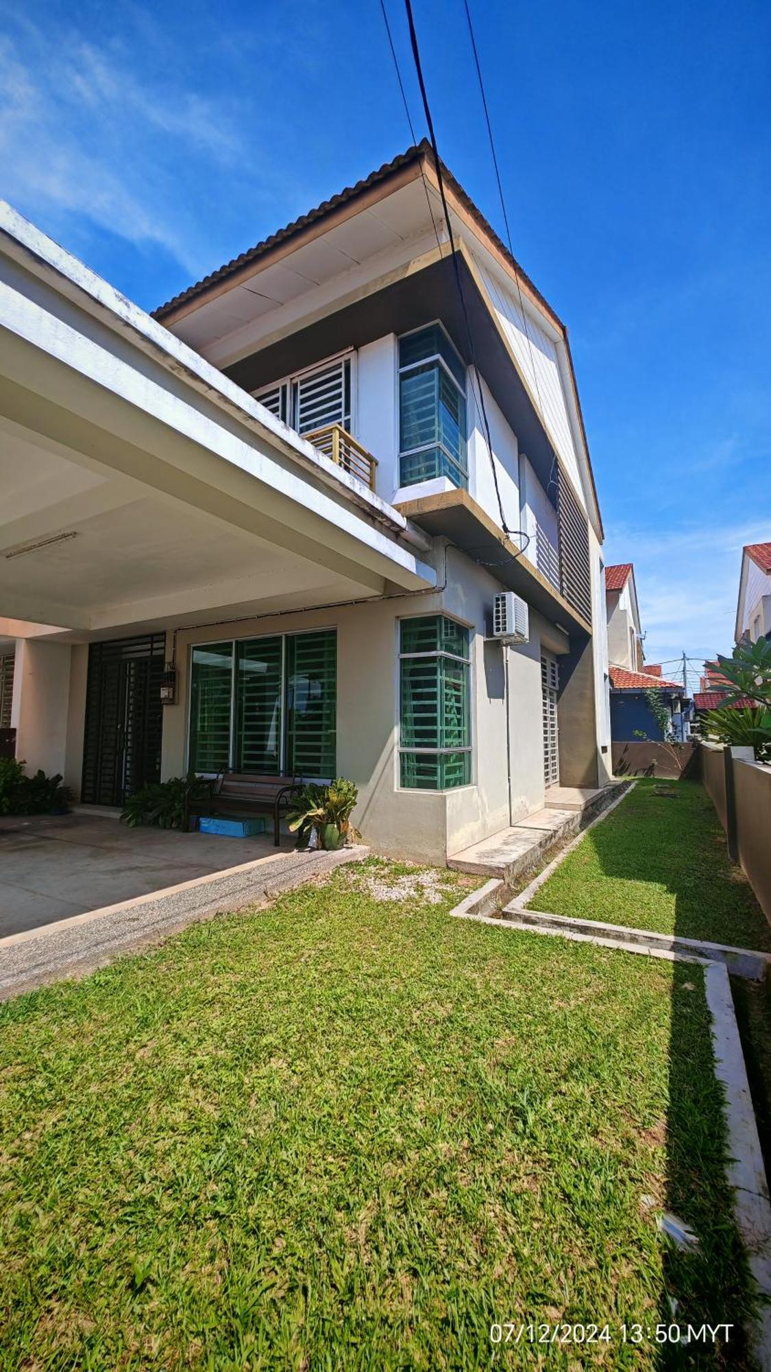 Holiday home Qasrina Semi D 4 Bilik